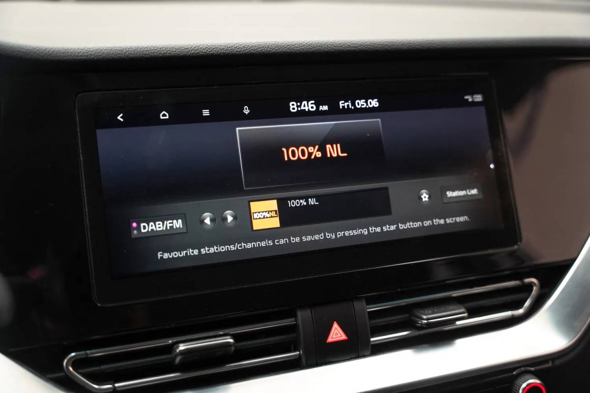 Kia e-Niro Kia e-Niro ExecutiveLine 64 kWh 3-fase [ Leder JBL Adapt.cruise LED ]