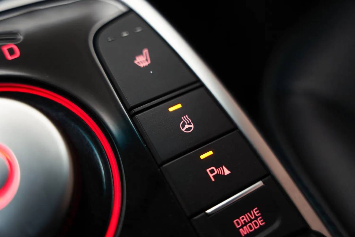 Kia e-Niro Kia e-Niro ExecutiveLine 64 kWh 3-fase [ Leder JBL Adapt.cruise LED ]