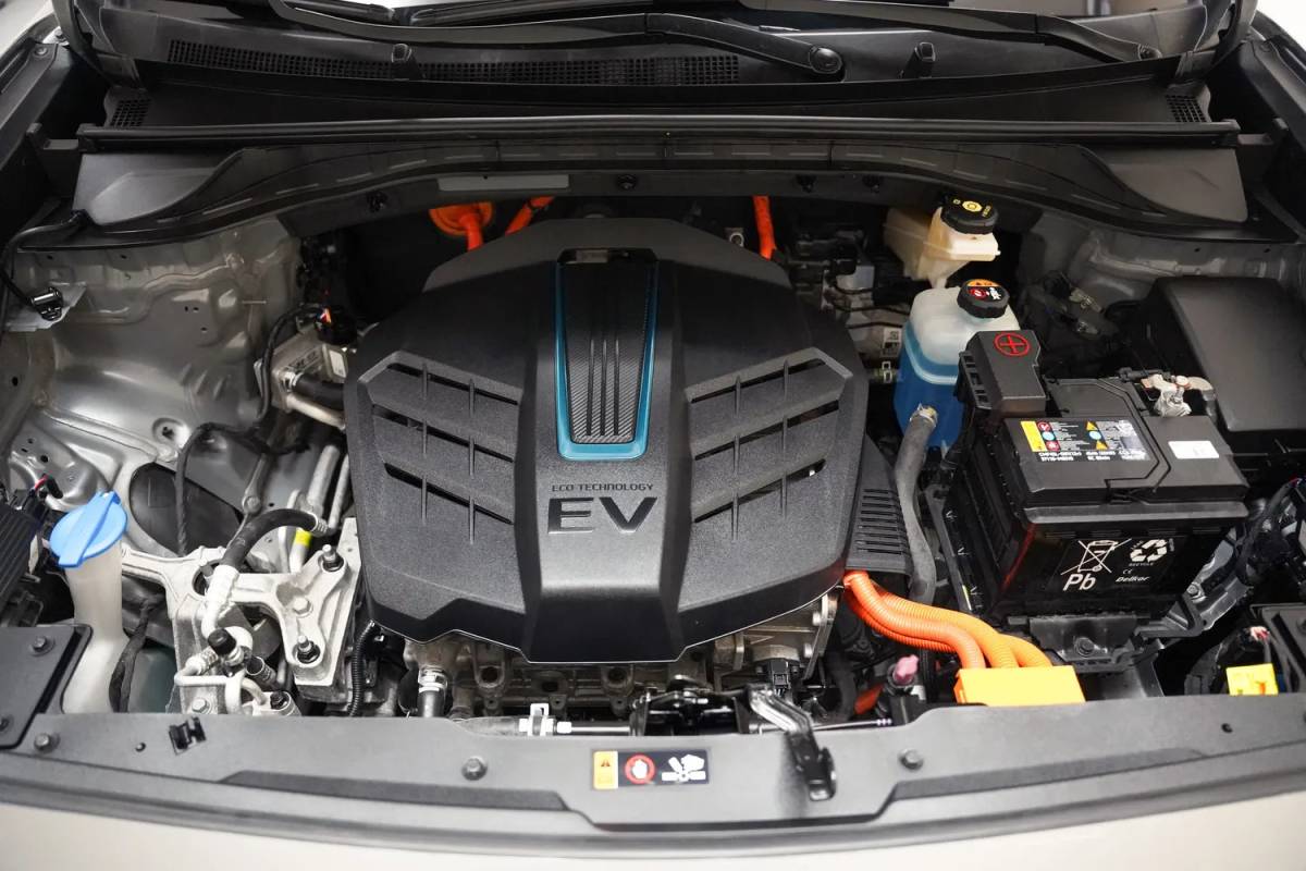 Kia e-Niro Kia e-Niro ExecutiveLine 64 kWh 3-fase [ Leder JBL Adapt.cruise LED ]