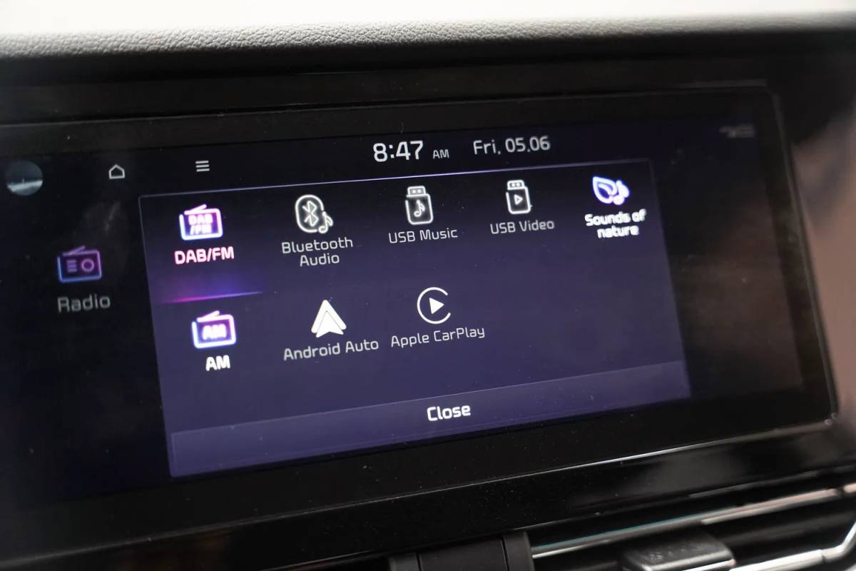 Kia e-Niro Kia e-Niro ExecutiveLine 64 kWh 3-fase [ Leder JBL Adapt.cruise LED ]