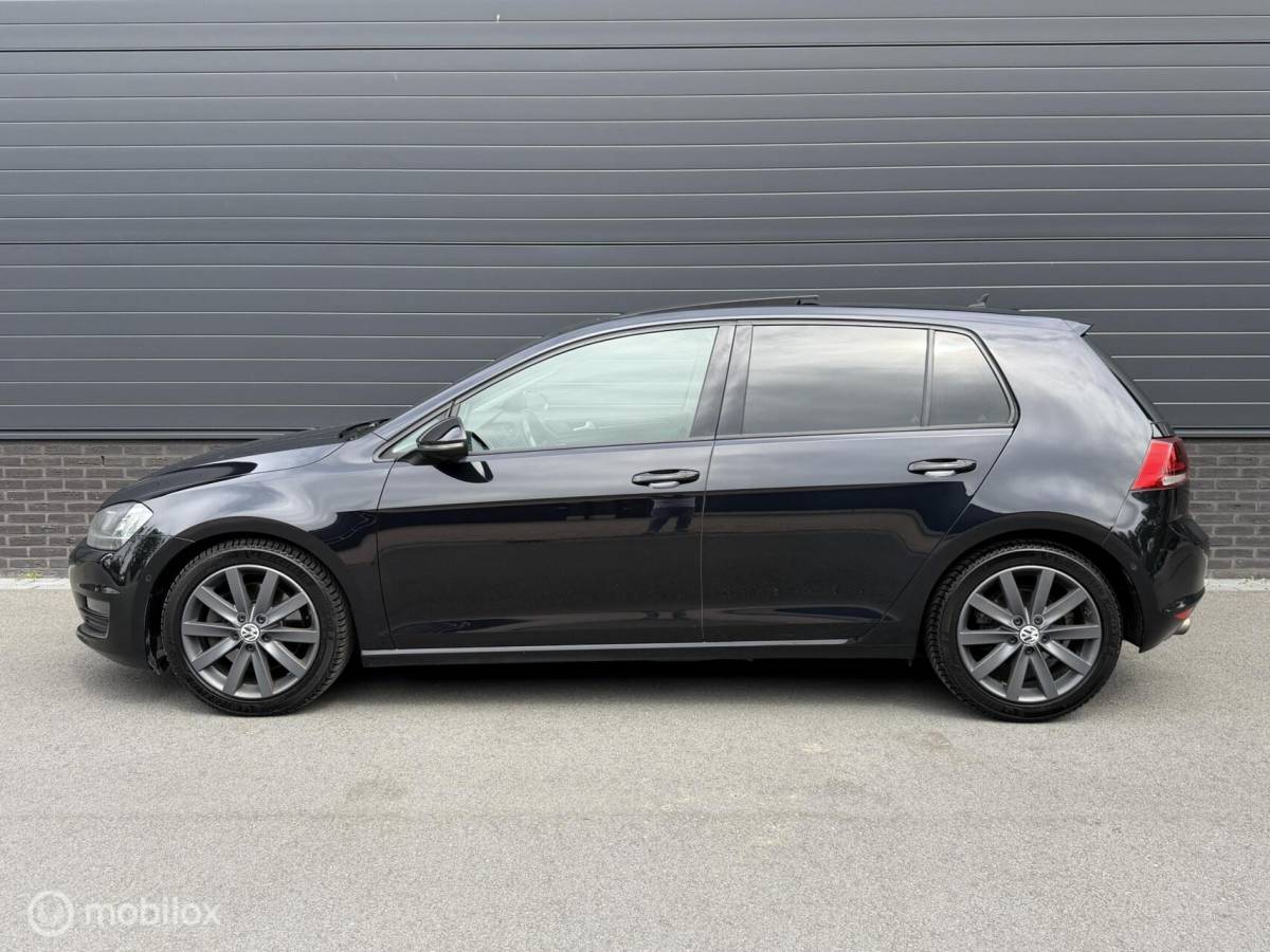 Volkswagen Golf Volkswagen Golf 1.4 TSI ACT DSG Highline FULL OPTIONS !!