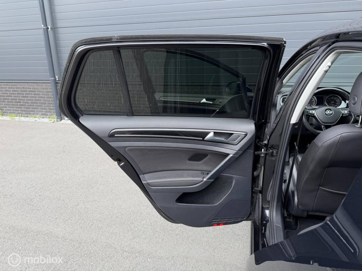 Volkswagen Golf Volkswagen Golf 1.4 TSI ACT DSG Highline FULL OPTIONS !!