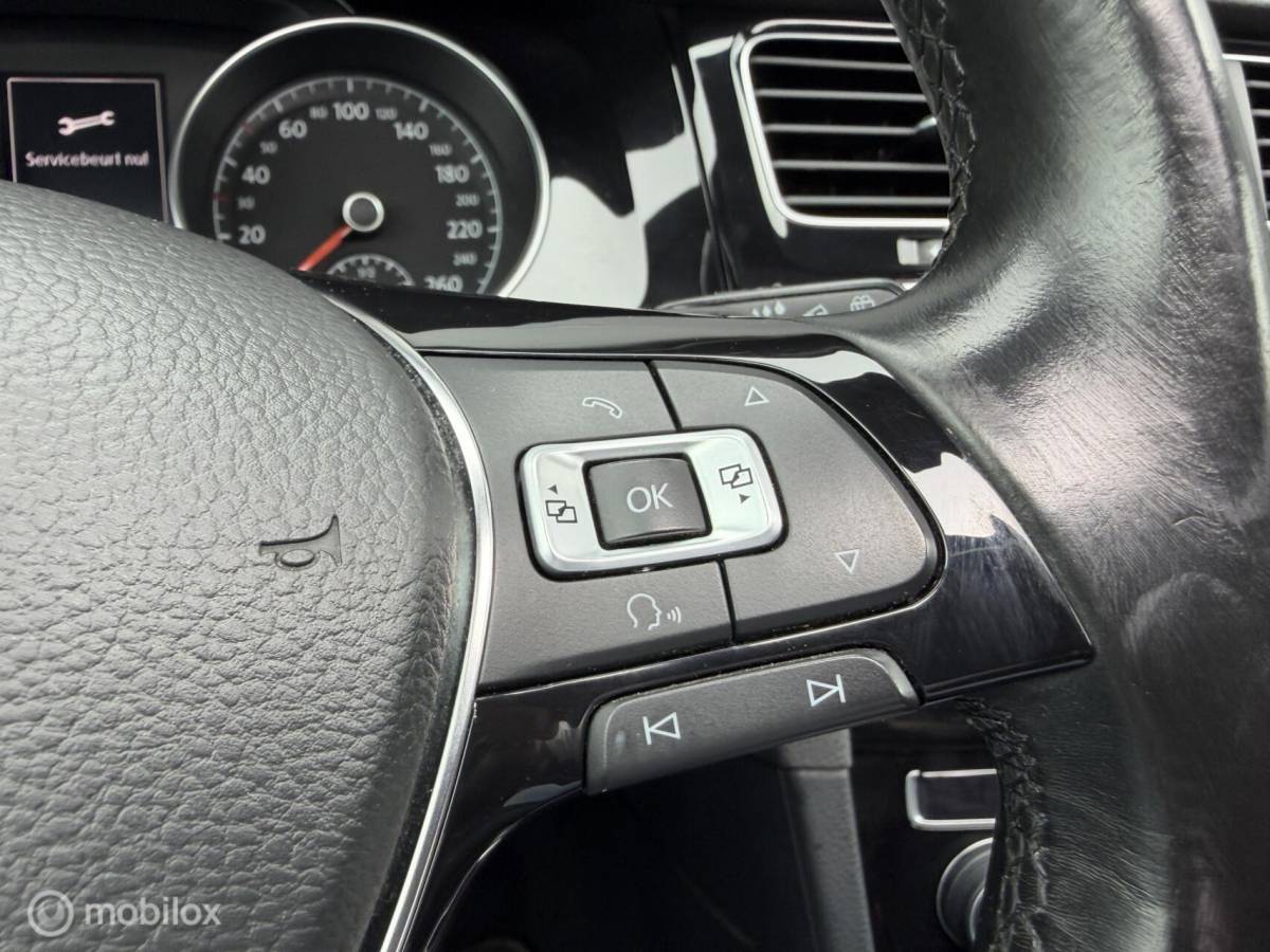 Volkswagen Golf Volkswagen Golf 1.4 TSI ACT DSG Highline FULL OPTIONS !!