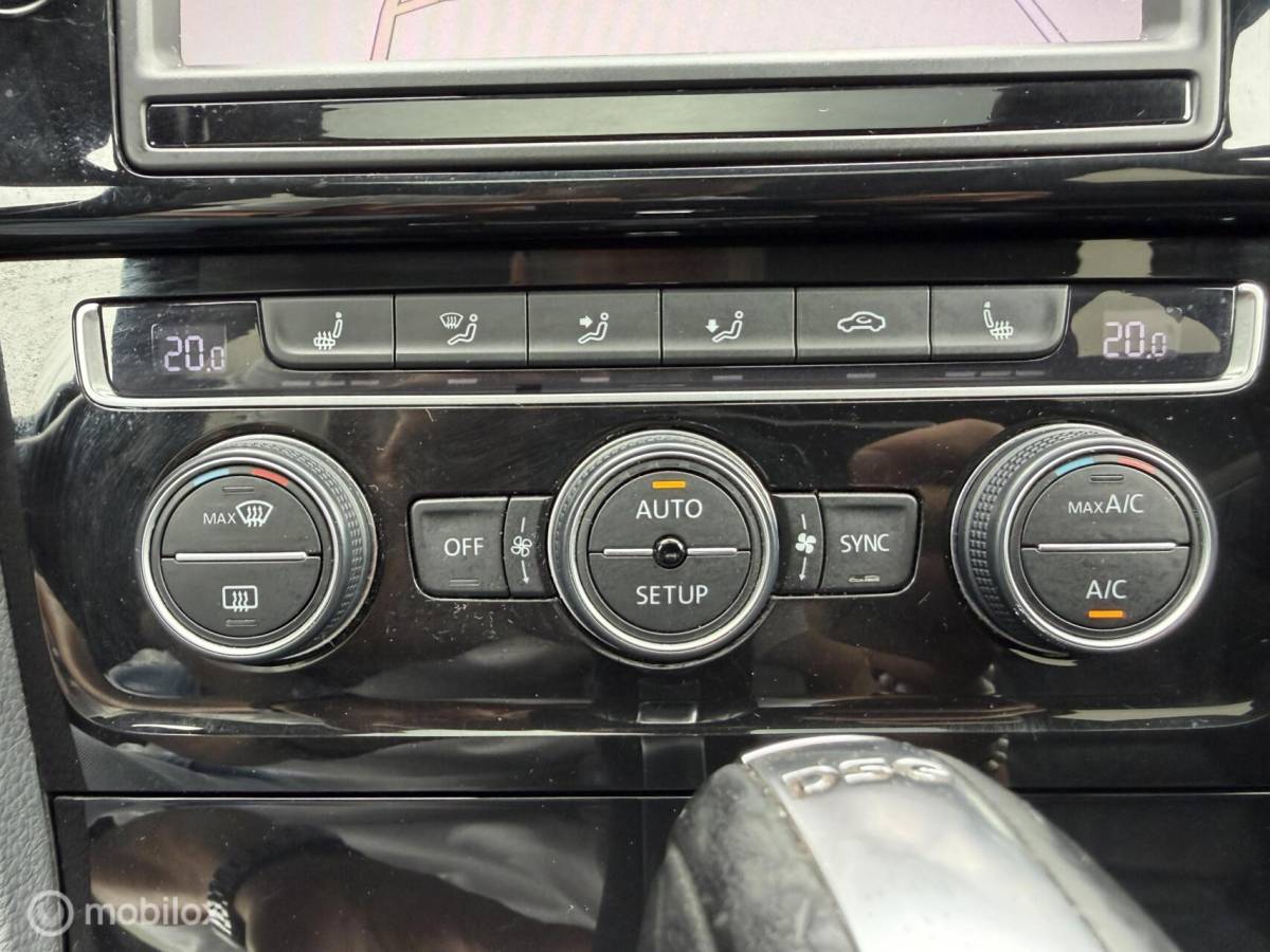 Volkswagen Golf Volkswagen Golf 1.4 TSI ACT DSG Highline FULL OPTIONS !!
