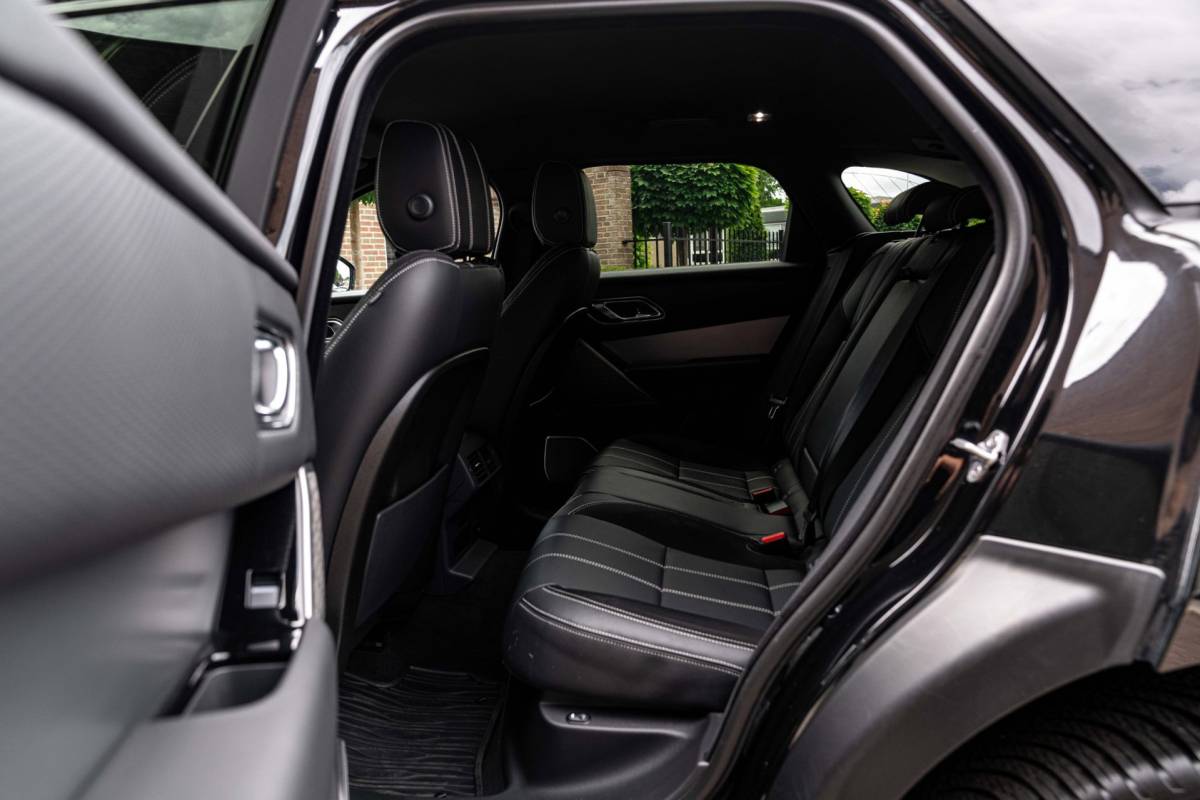 Land Rover Range Rover Velar Land Rover Range Rover Velar 2.0 P250 Turbo AWD R-Dynamic SE 250 PK Camera Meridian Keyless Stoel/stuurverw. 20”