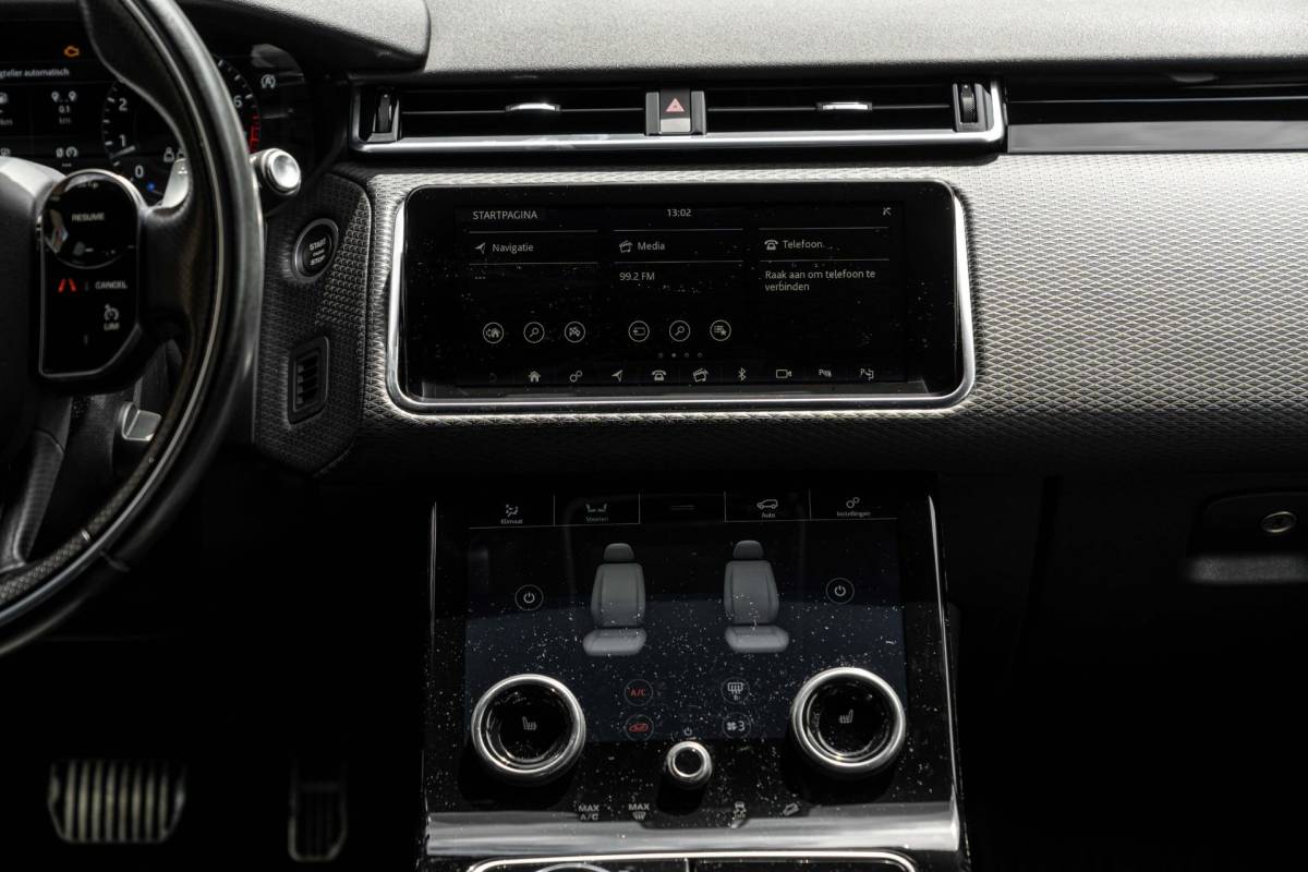 Land Rover Range Rover Velar Land Rover Range Rover Velar 2.0 P250 Turbo AWD R-Dynamic SE 250 PK Camera Meridian Keyless Stoel/stuurverw. 20”