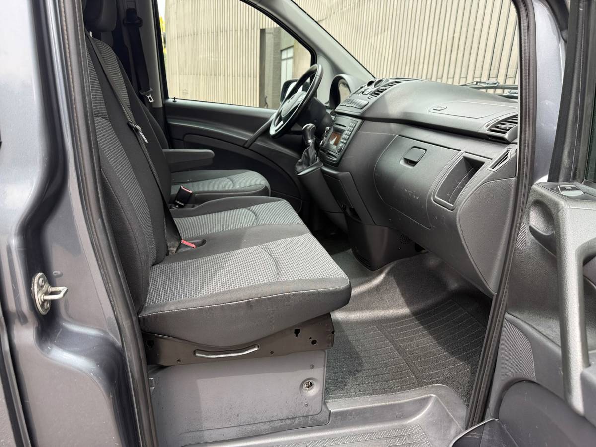 Mercedes-Benz Vito Mercedes-Benz Vito 113 CDI Automaat / Airco / Imperiaal