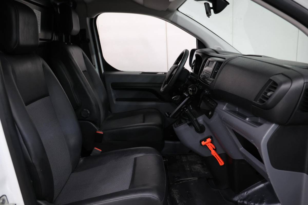 Opel Vivaro Opel Vivaro 1.5 CDTI L3H1 LANG IMPERIAAL