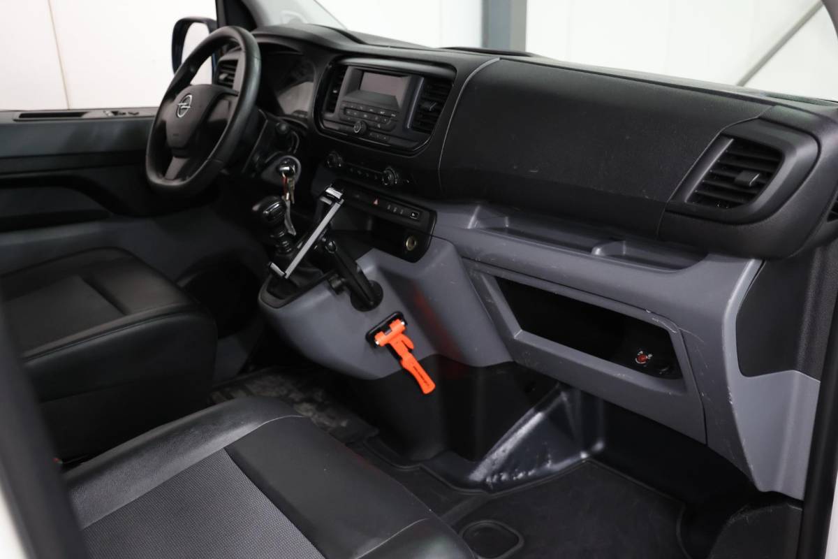 Opel Vivaro Opel Vivaro 1.5 CDTI L3H1 LANG IMPERIAAL