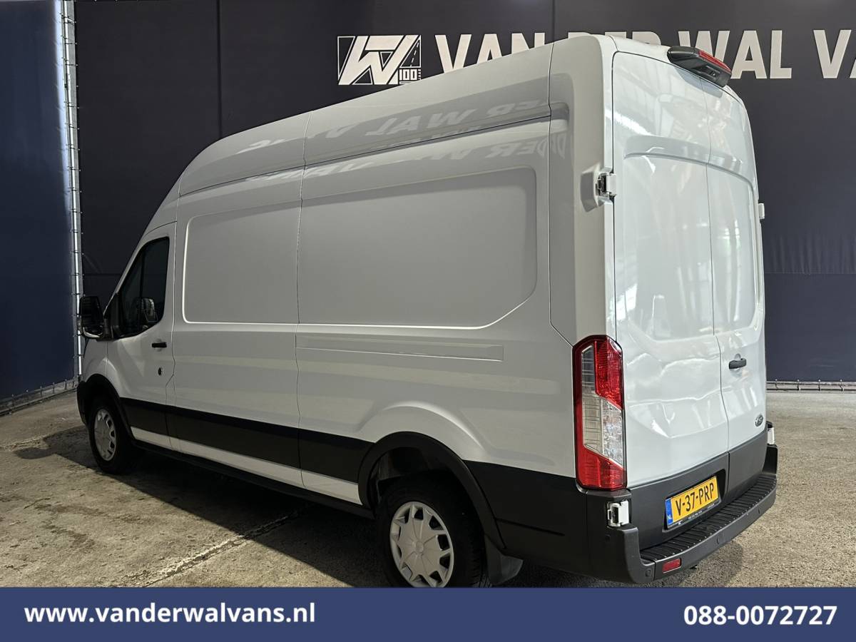 Ford Transit Ford Transit 2.0 TDCI 130pk L3H3 Euro6 Airco | Camera | Apple Carplay | Cruisecontrol Android Auto, Verwarmde Voorruit, Parkeersensoren, Bijrijdersbank