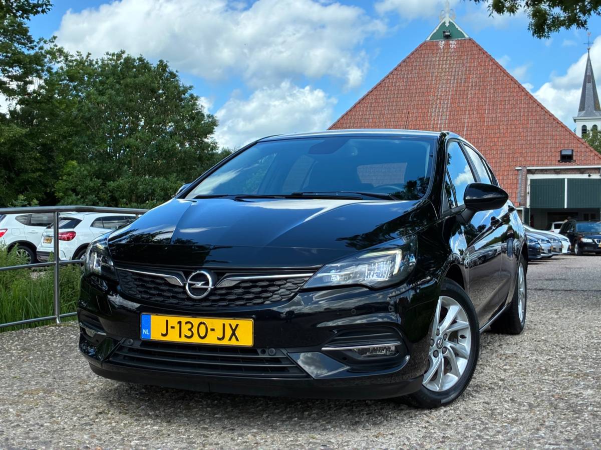 Opel Astra Opel Astra 1.2 Edition | 1e eigenaar + Navi + Camera + Airco nu € 10.975,-!!!