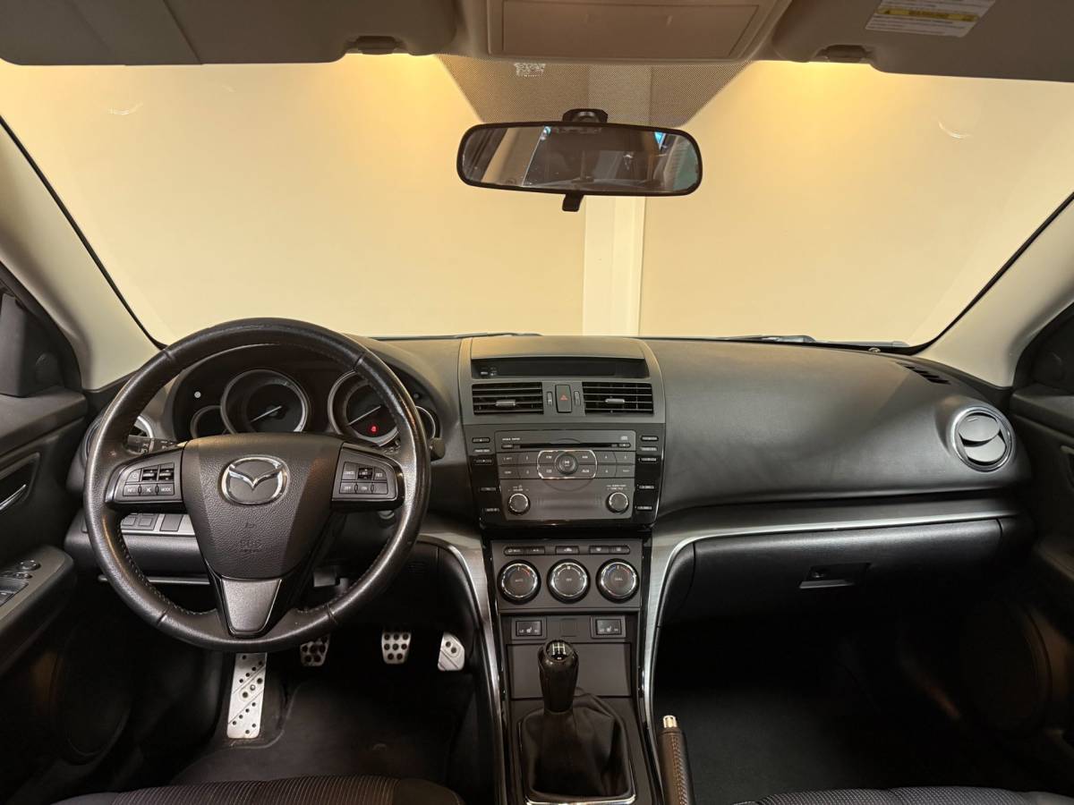 Mazda 6 Mazda 6 Sportbreak 1.8 Exclusive GT *Top onderhouden!* All-season|Stoelverw.|Cruise|PDC|NAP