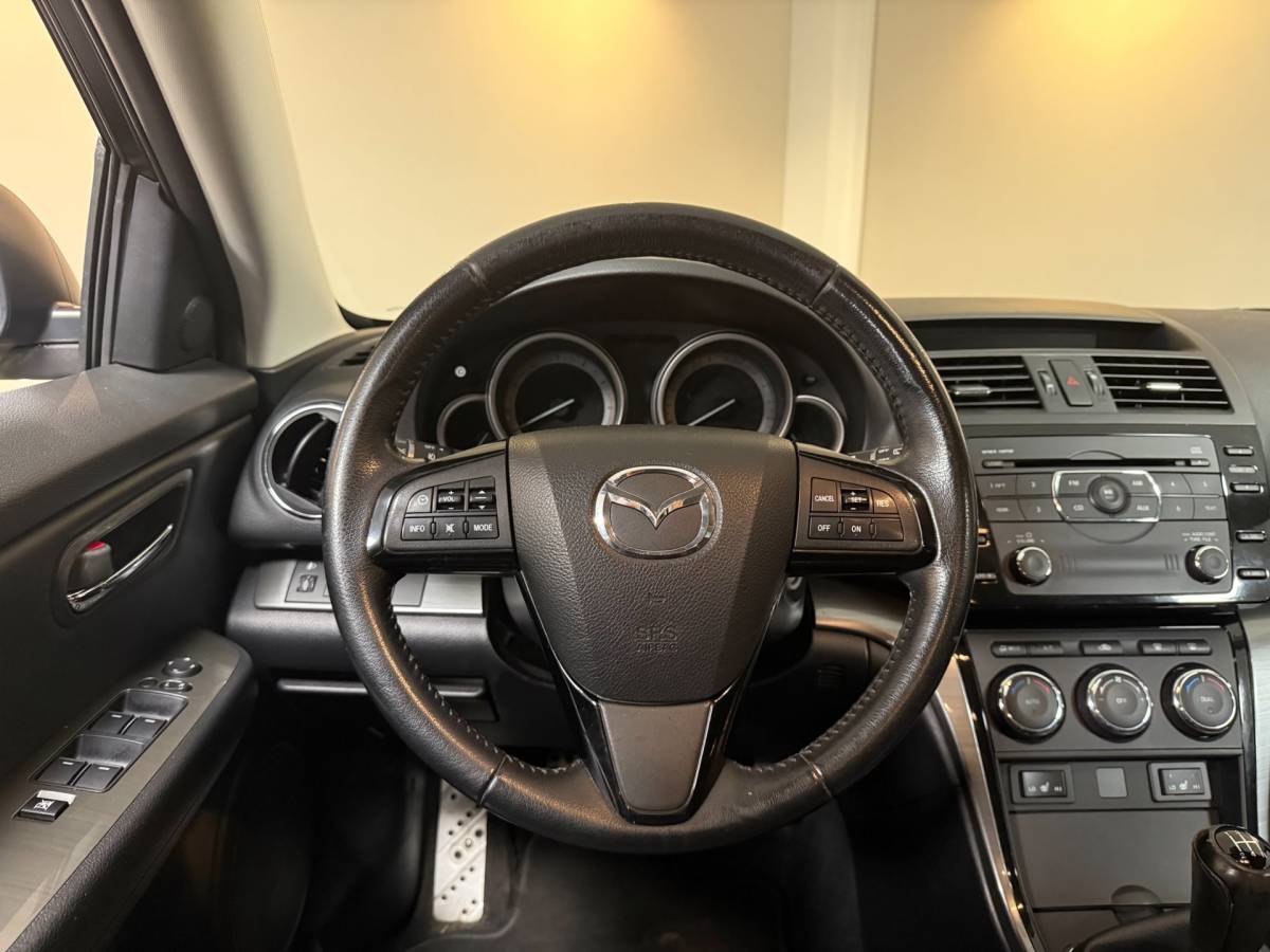 Mazda 6 Mazda 6 Sportbreak 1.8 Exclusive GT *Top onderhouden!* All-season|Stoelverw.|Cruise|PDC|NAP