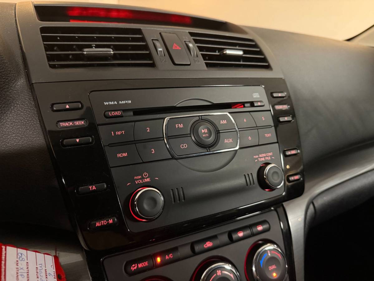 Mazda 6 Mazda 6 Sportbreak 1.8 Exclusive GT *Top onderhouden!* All-season|Stoelverw.|Cruise|PDC|NAP