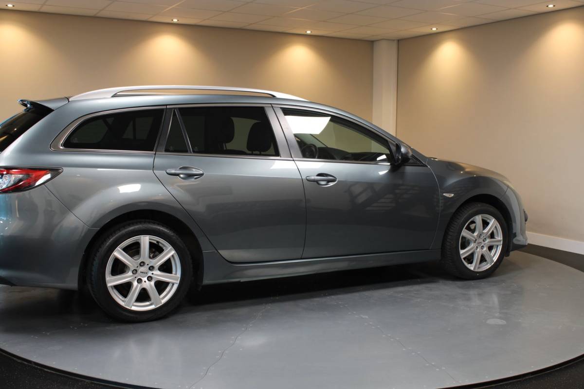 Mazda 6 Mazda 6 Sportbreak 1.8 Exclusive GT *Top onderhouden!* All-season|Stoelverw.|Cruise|PDC|NAP