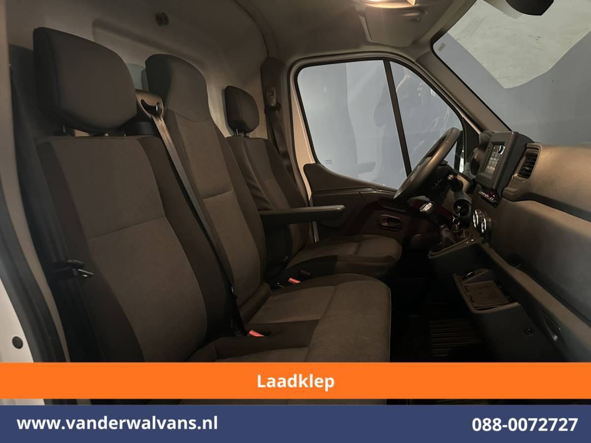 Renault Master Renault Master 2.3 dCi 150pk L2H2 Euro6 Airco | Laadklep | 2x Zijdeur | Camera | Navigatie | LED | Cruisecontrol Parkeersensoren, Bijrijdersbank