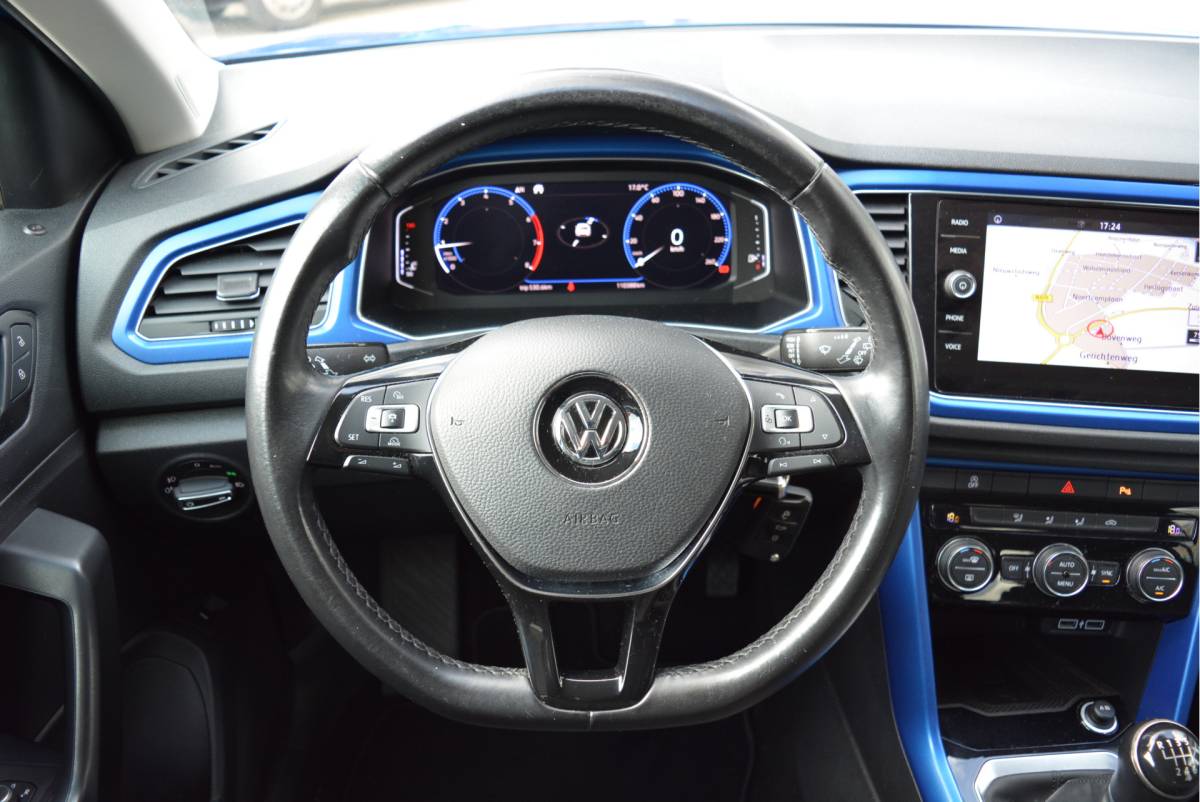 Volkswagen T-Roc Volkswagen T-Roc 1.0 115PK TSI Style Plus | Digi Dash | Adaptive | LED | Orig. NL | 18 INCH |