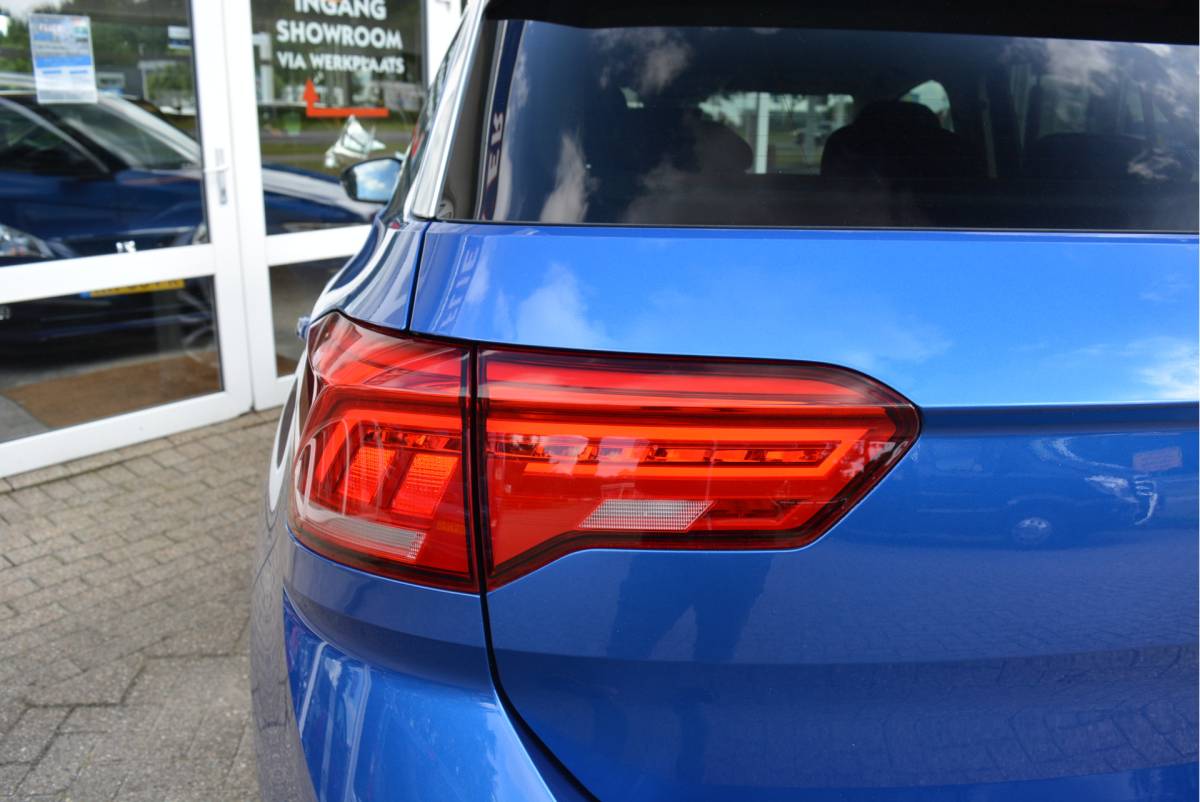 Volkswagen T-Roc Volkswagen T-Roc 1.0 115PK TSI Style Plus | Digi Dash | Adaptive | LED | Orig. NL | 18 INCH |