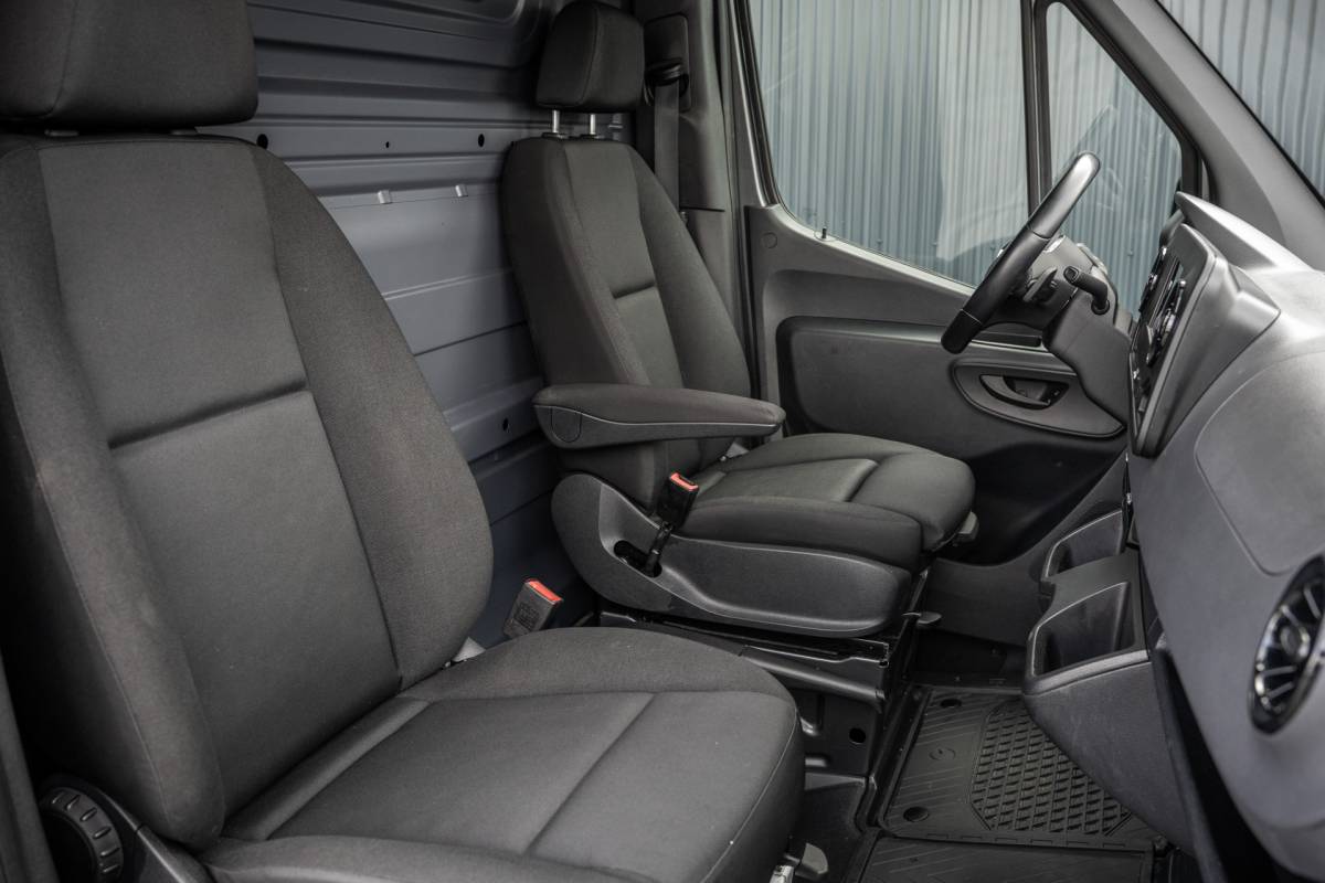 Mercedes-Benz Sprinter Mercedes-Benz Sprinter 317 CDI RWD L2H1 | 170 PK | Automaat | 1e Eigenaar | Cruise | Camera | Mbux | PDC | Climatronic