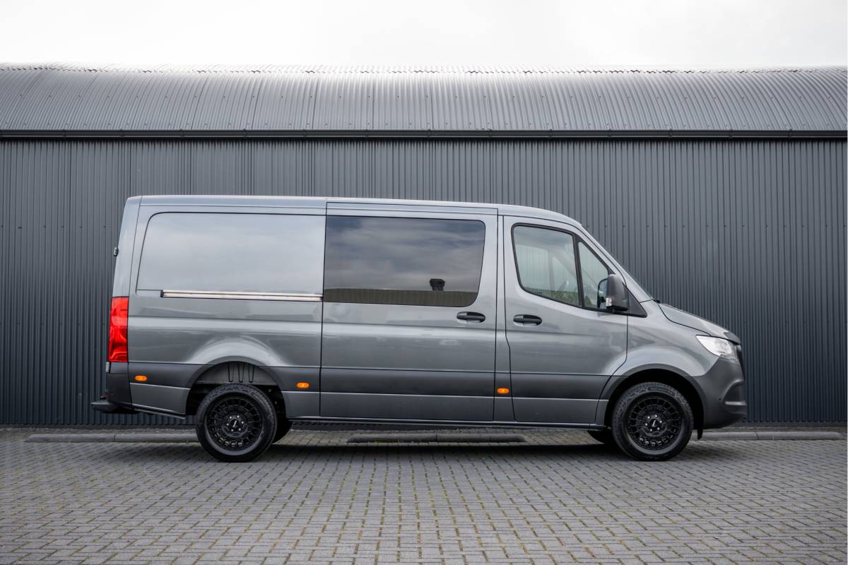 Mercedes-Benz Sprinter Mercedes-Benz Sprinter 317 CDI RWD L2H1 | 170 PK | Automaat | 1e Eigenaar | Cruise | Camera | Mbux | PDC | Climatronic