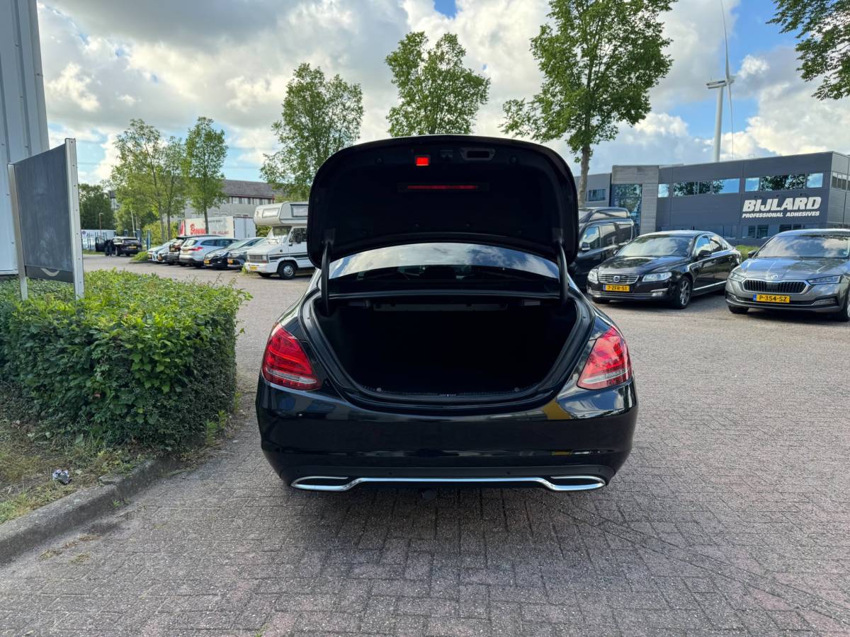 Mercedes-Benz C-Klasse Mercedes-Benz C-klasse 180 AUTOMAAT!!