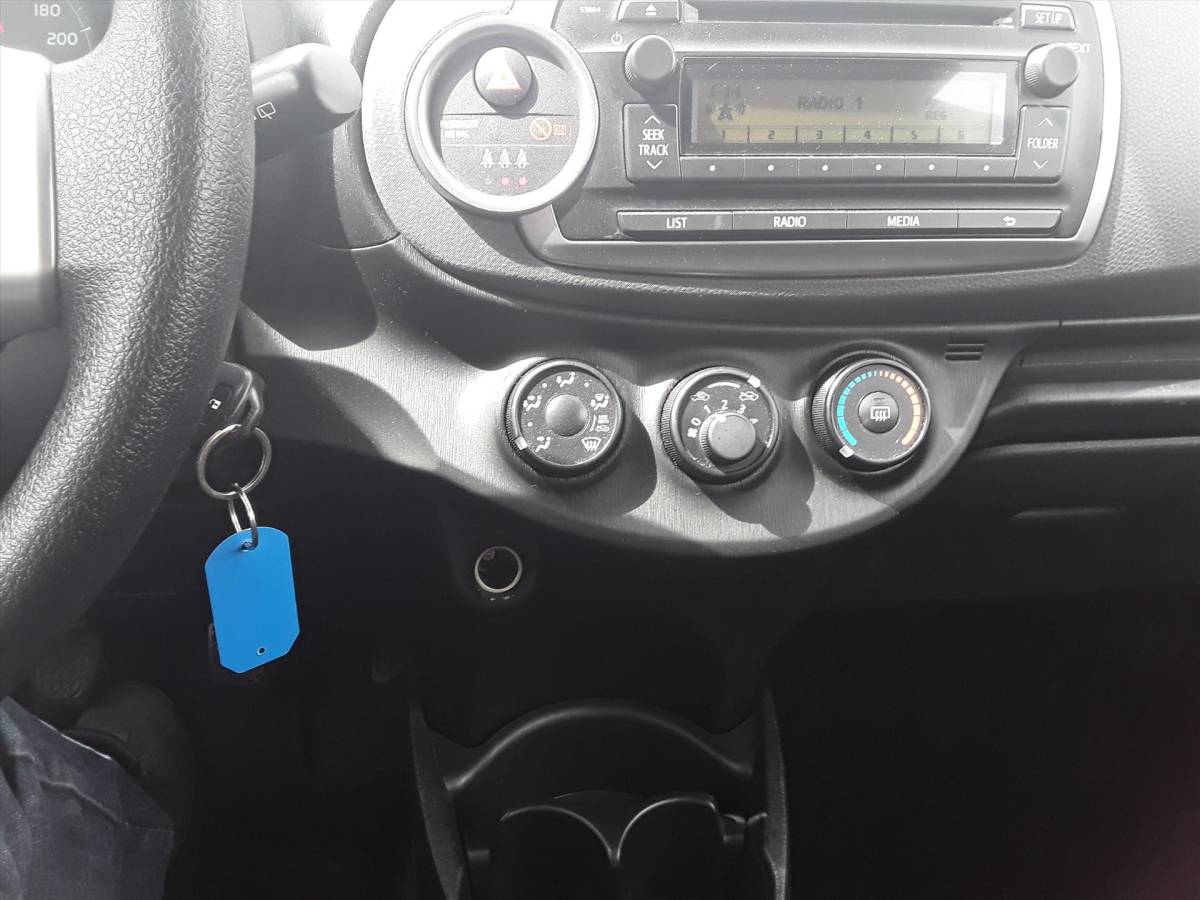 Toyota Yaris TOYOTA Yaris 1.0 12v VVT-i 69pk 3D Access
