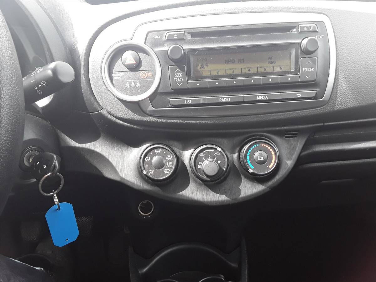 Toyota Yaris TOYOTA Yaris 1.0 12v VVT-i 69pk 3D Access