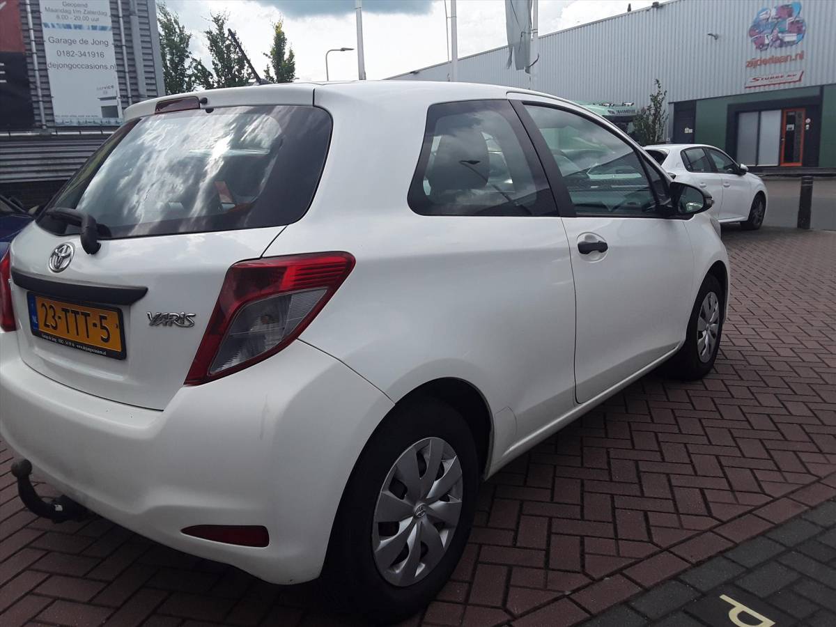 Toyota Yaris TOYOTA Yaris 1.0 12v VVT-i 69pk 3D Access