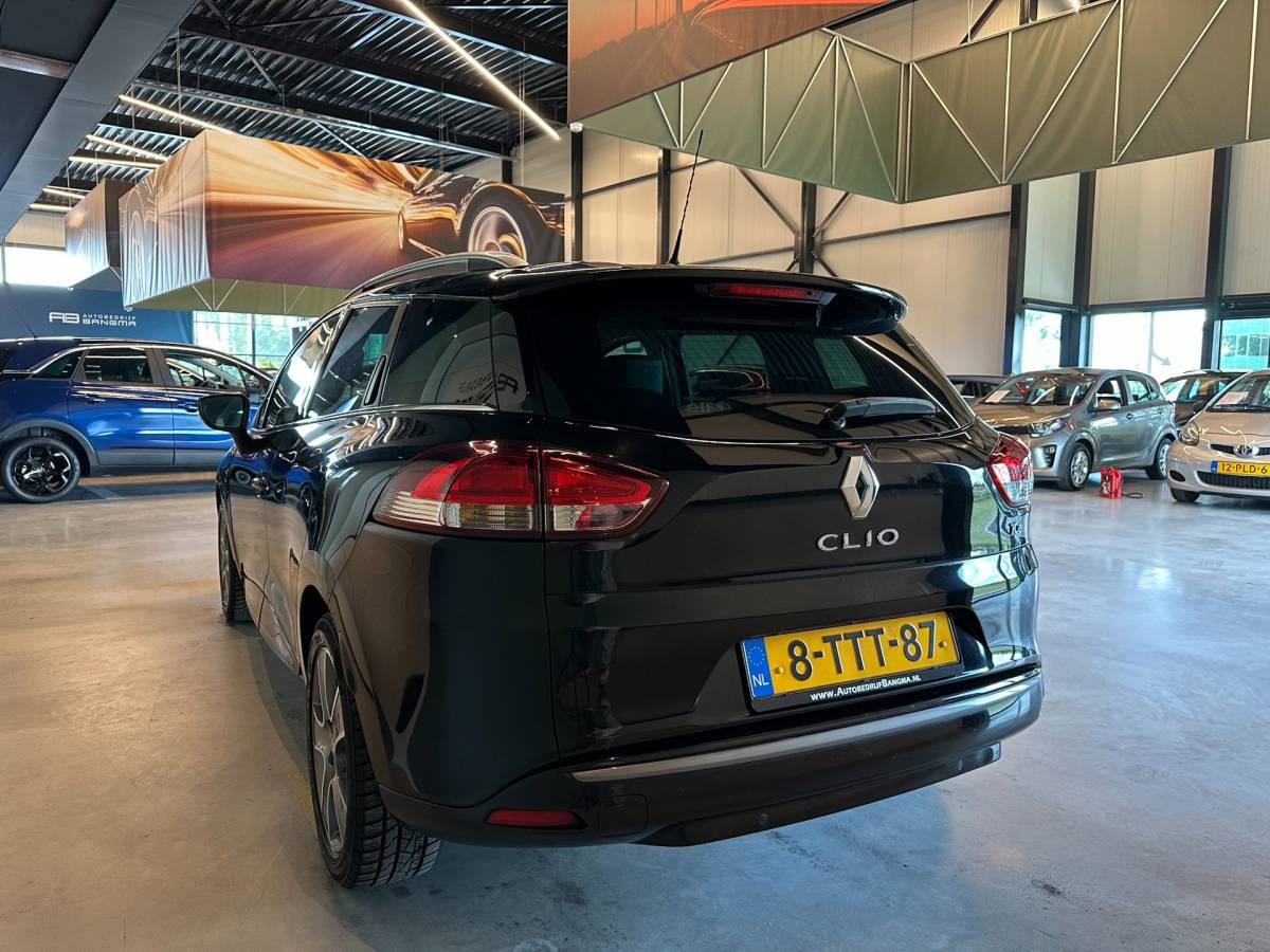 Renault Clio Renault Clio Estate 0.9 TCe NIGHT&DAY-uitv|NAVIGATIE|AIRCO|PARKEERSENSOREN|CRUISE CONTROL|BLUETOOTH|ISOFIX|LM-VELGEN|APK+OH-BEURT