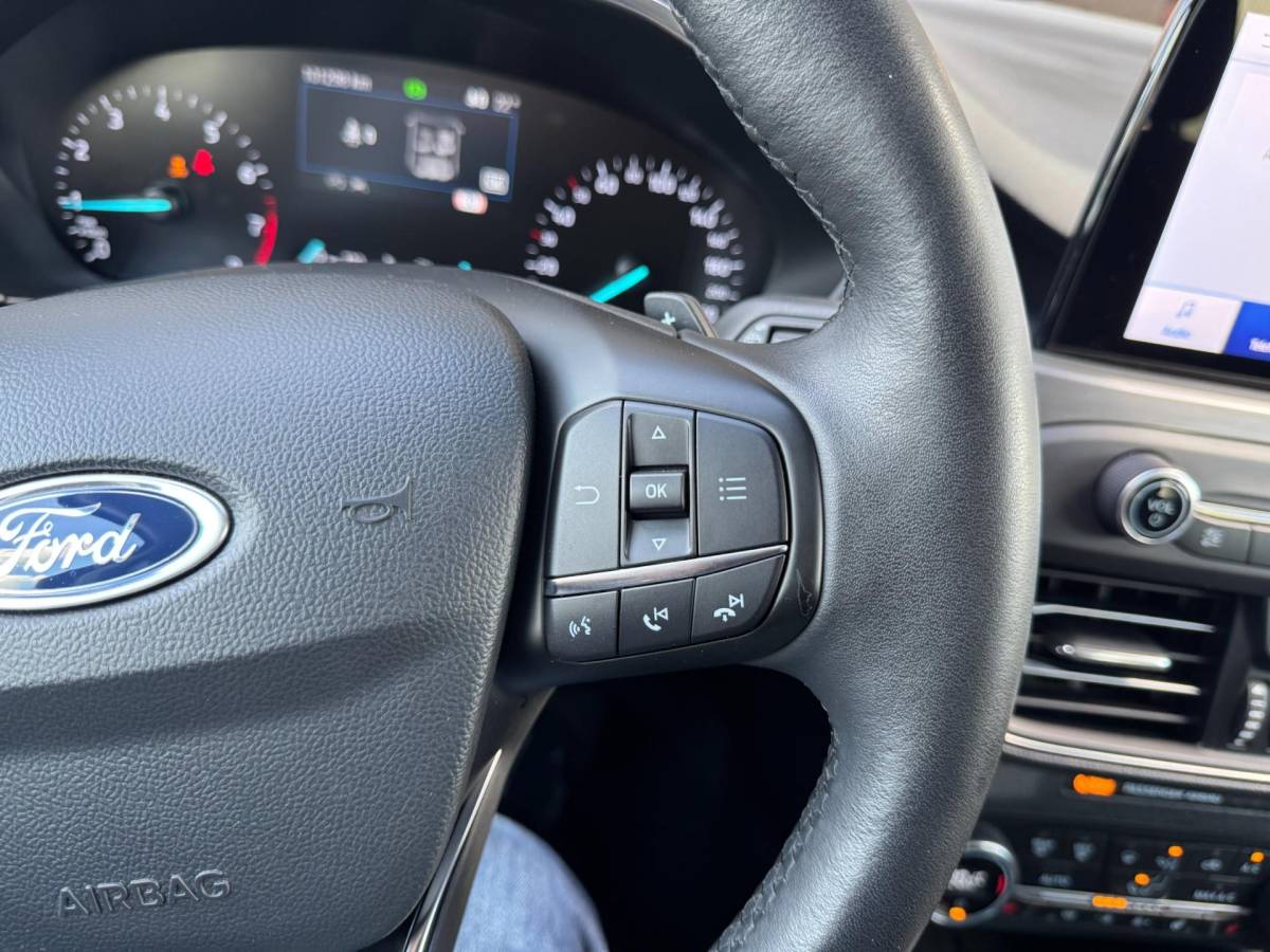 Ford Focus Ford Focus 1.0 EcoBoost Titanium Business Automaat