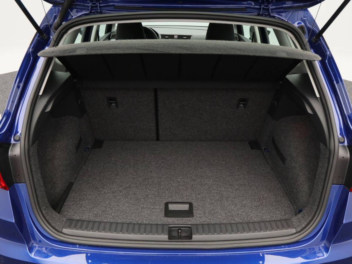 SEAT Arona SEAT Arona 1.0 TSi Xcellence | Cruise Control | Climatronic | Parkeersensoren | Bluetooth | 16 Inch | Trekhaak | 84.746 Km !!