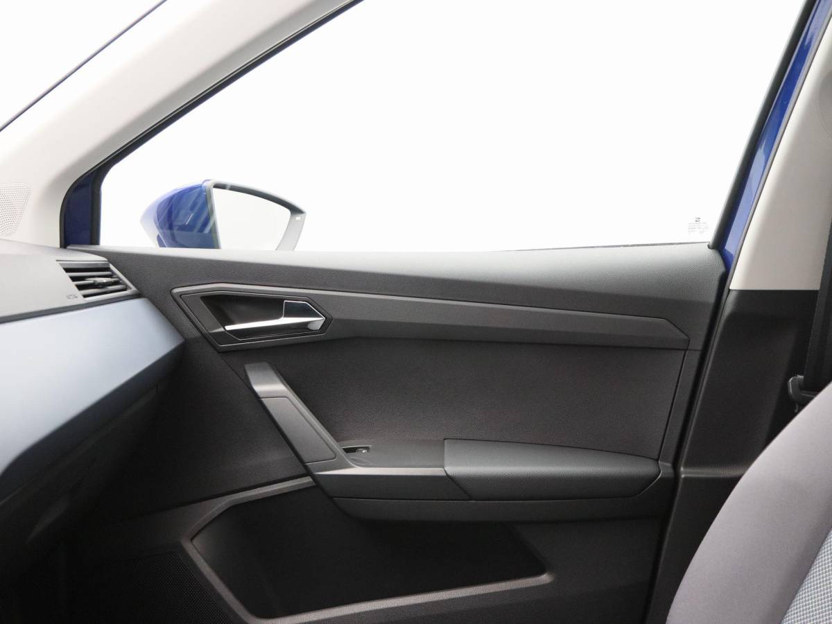 SEAT Arona SEAT Arona 1.0 TSi Xcellence | Cruise Control | Climatronic | Parkeersensoren | Bluetooth | 16 Inch | Trekhaak | 84.746 Km !!