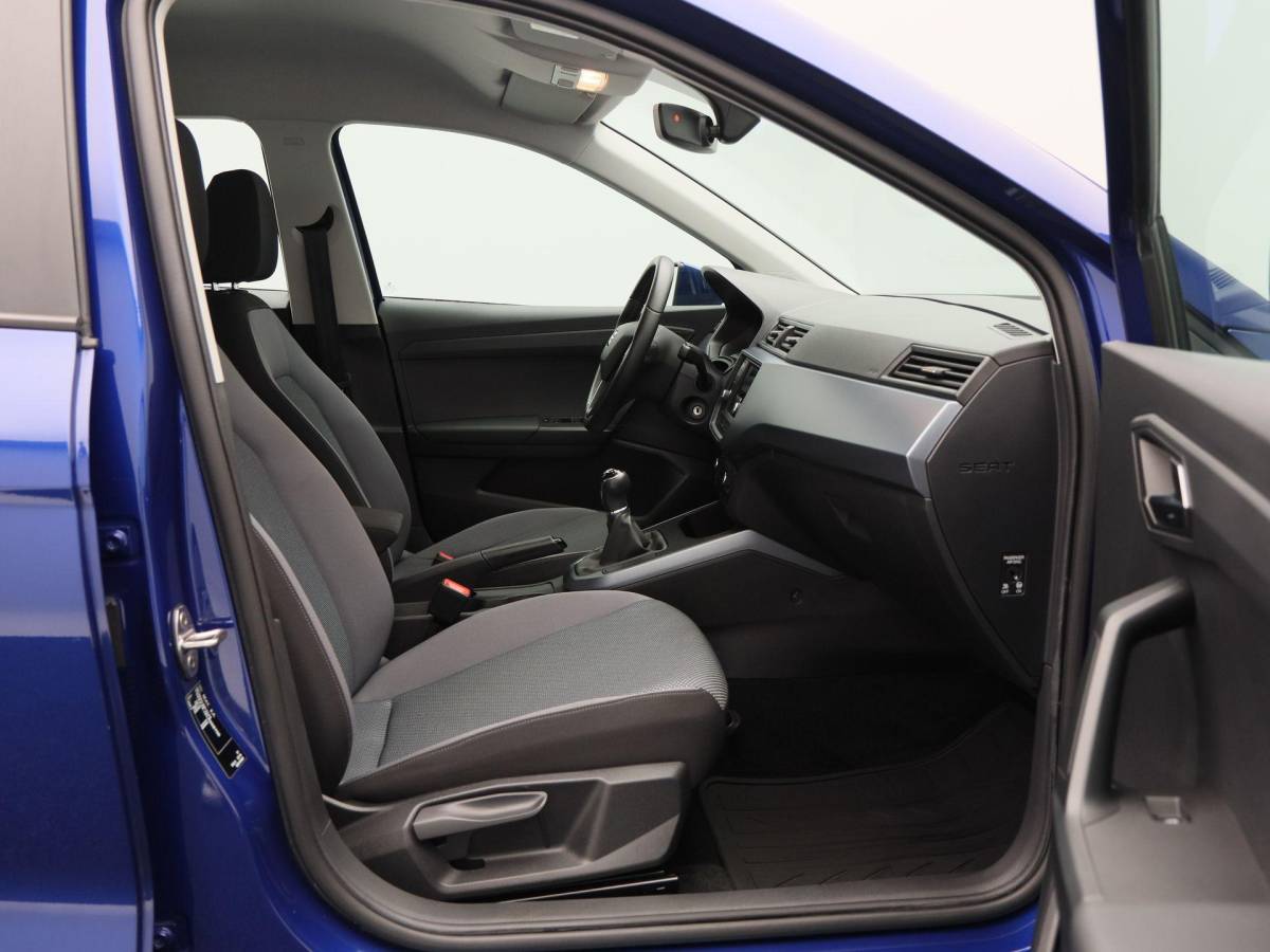 SEAT Arona SEAT Arona 1.0 TSi Xcellence | Cruise Control | Climatronic | Parkeersensoren | Bluetooth | 16 Inch | Trekhaak | 84.746 Km !!