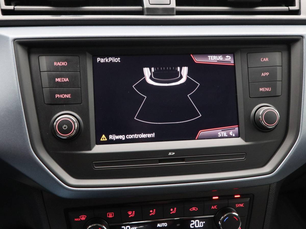 SEAT Arona SEAT Arona 1.0 TSi Xcellence | Cruise Control | Climatronic | Parkeersensoren | Bluetooth | 16 Inch | Trekhaak | 84.746 Km !!