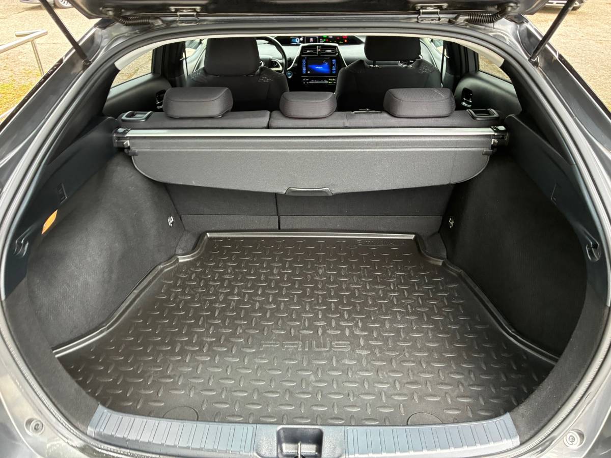 Toyota Prius Toyota Prius 1.8 Dynamic | Navi + Clima + Cruise + Camera + Nap nu € 16.975,-!!