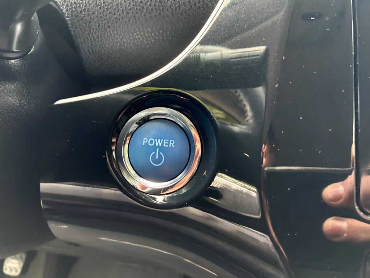 Toyota Prius Toyota Prius 1.8 Dynamic | Navi + Clima + Cruise + Camera + Nap nu € 16.975,-!!