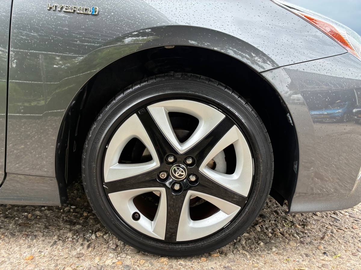 Toyota Prius Toyota Prius 1.8 Dynamic | Navi + Clima + Cruise + Camera + Nap nu € 16.975,-!!