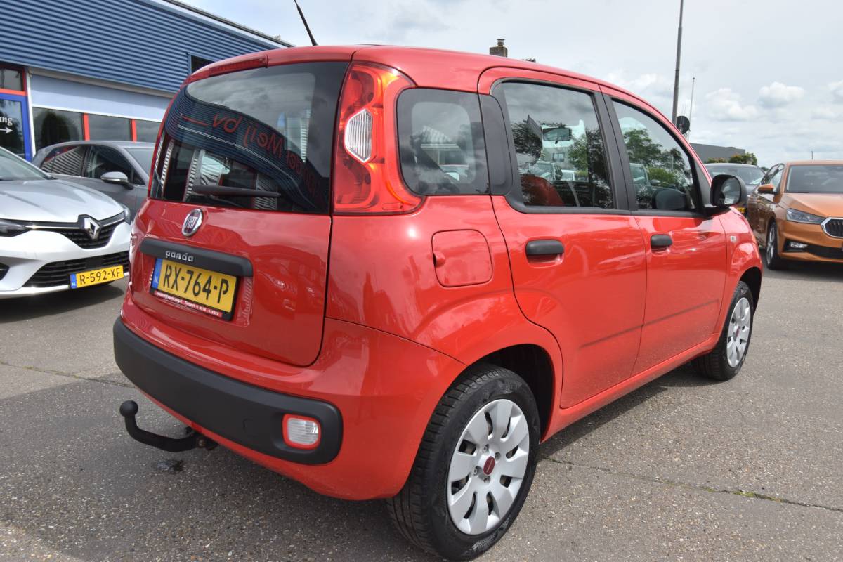 Fiat Panda Fiat Panda 0.9 TwinAir Popstar , TREKHAAK , EL VOOR , AIRCO , RCD SPELER