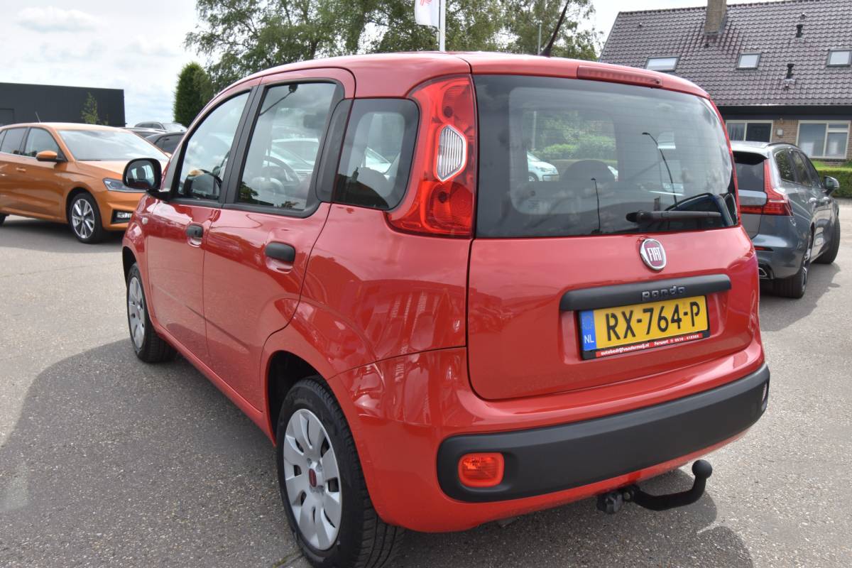 Fiat Panda Fiat Panda 0.9 TwinAir Popstar , TREKHAAK , EL VOOR , AIRCO , RCD SPELER