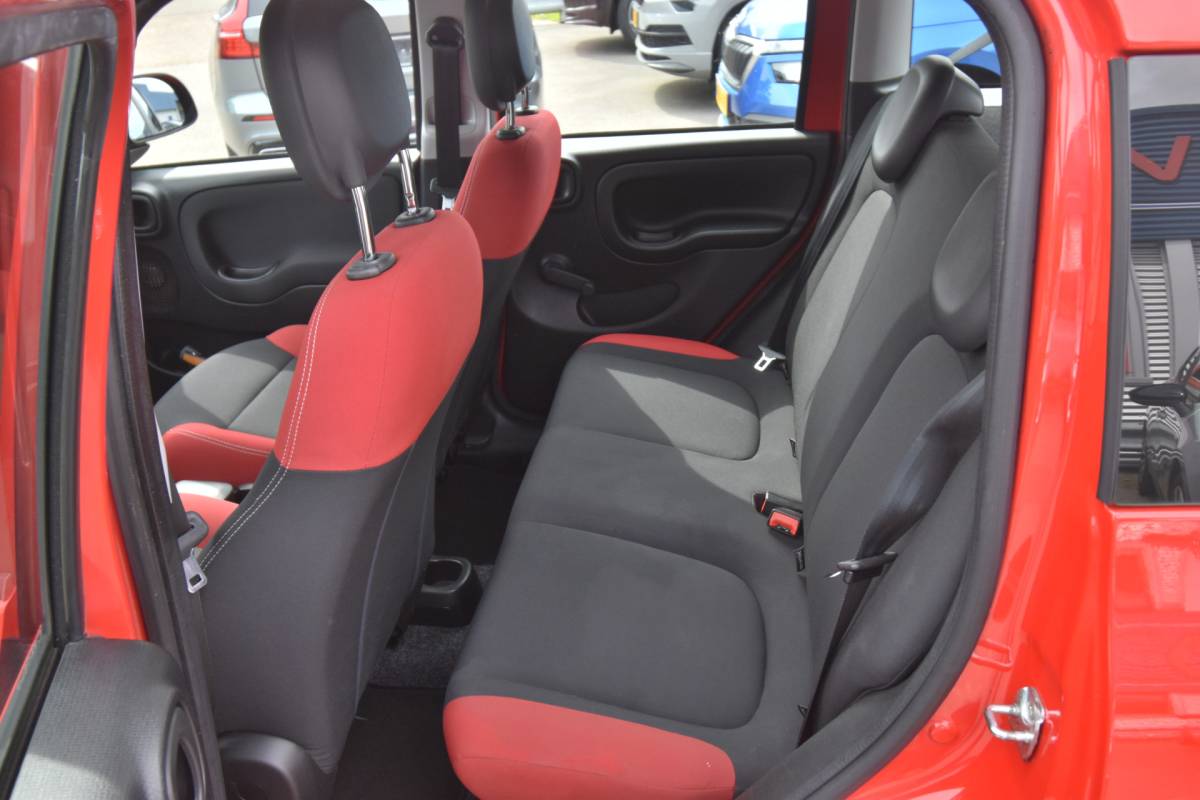 Fiat Panda Fiat Panda 0.9 TwinAir Popstar , TREKHAAK , EL VOOR , AIRCO , RCD SPELER