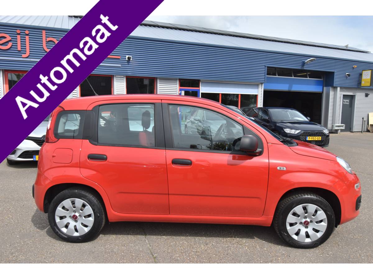 Fiat Panda Fiat Panda 0.9 TwinAir Popstar , TREKHAAK , EL VOOR , AIRCO , RCD SPELER