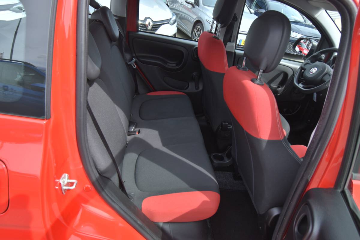Fiat Panda Fiat Panda 0.9 TwinAir Popstar , TREKHAAK , EL VOOR , AIRCO , RCD SPELER