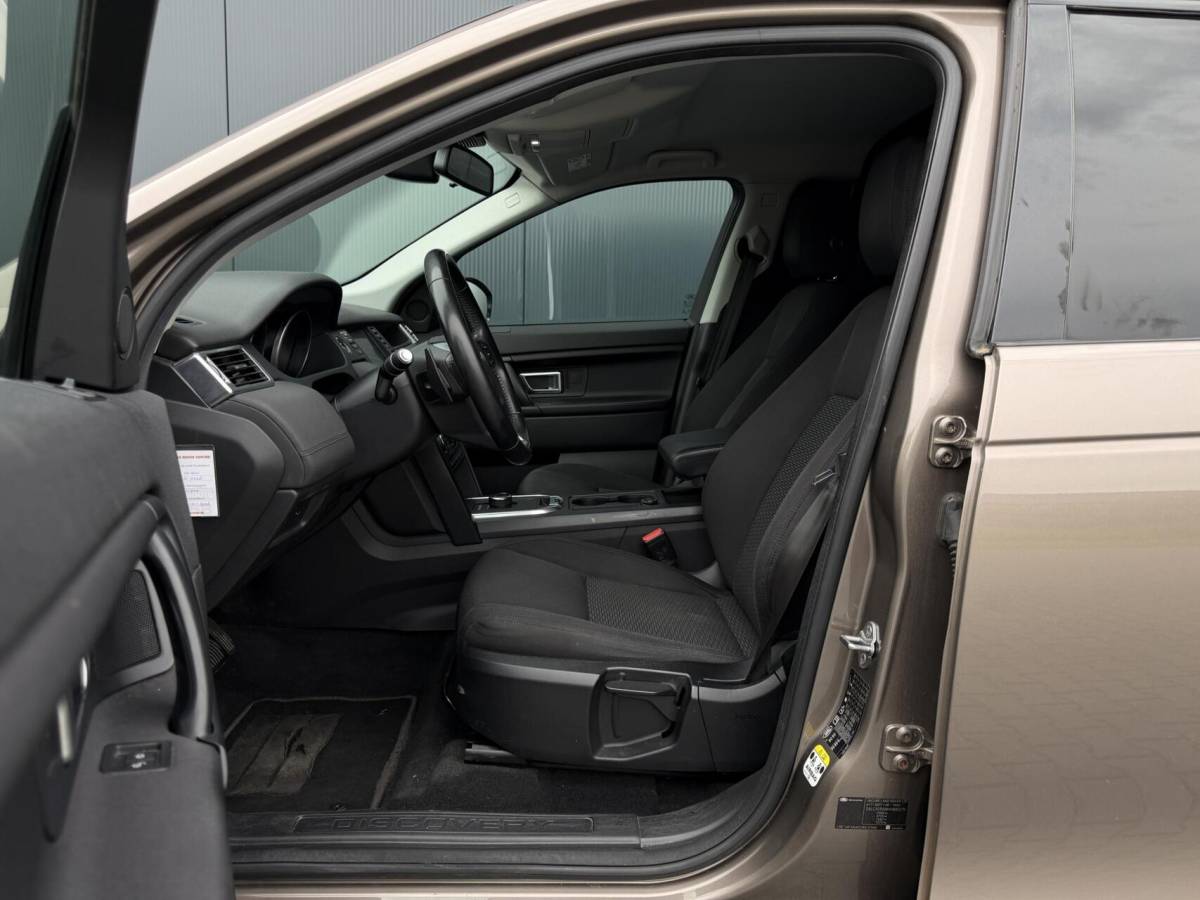 Land Rover Discovery Sport Land Rover Discovery Sport 2.0 TD4 Grijs Kenteken – Xenon – Trekhaak