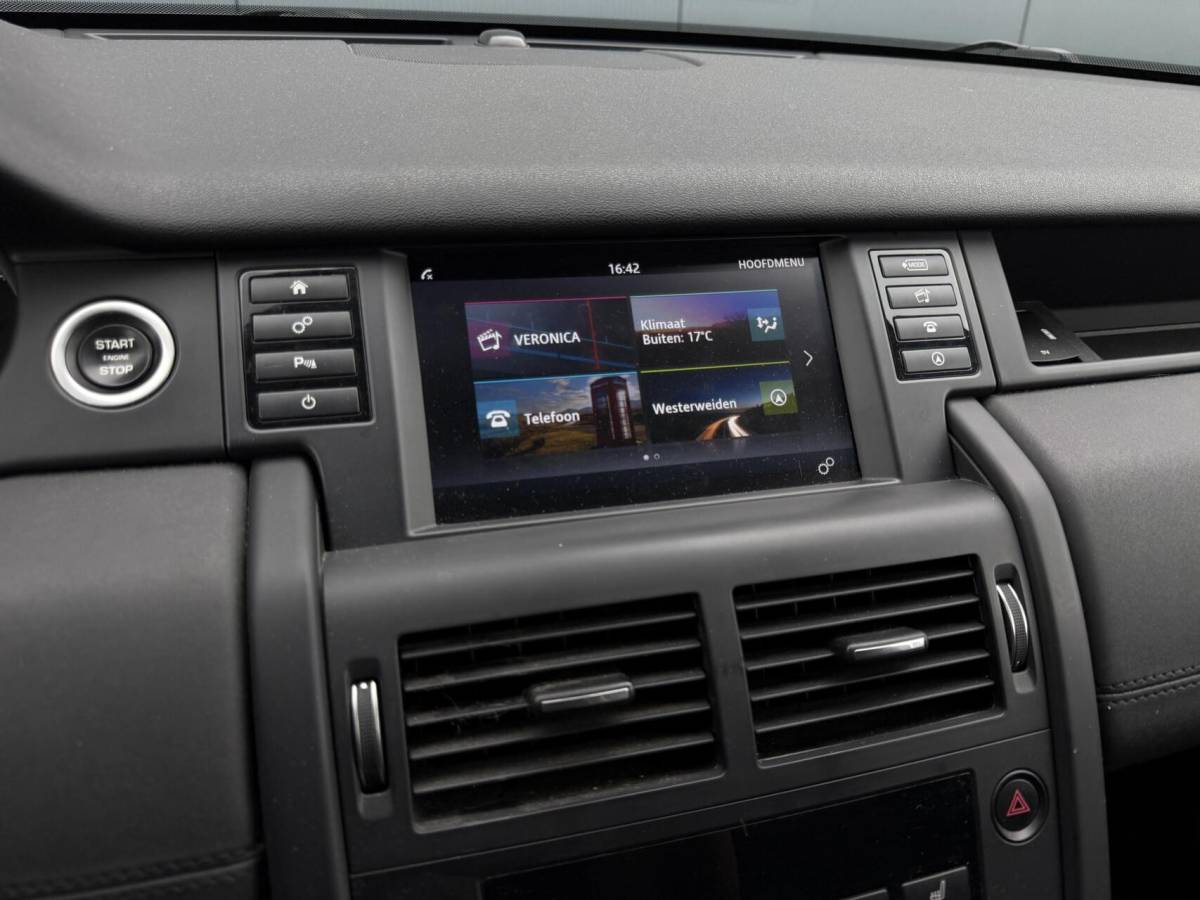 Land Rover Discovery Sport Land Rover Discovery Sport 2.0 TD4 Grijs Kenteken – Xenon – Trekhaak