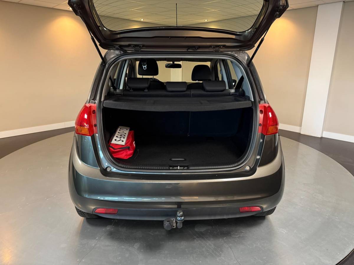 Kia Venga Kia Venga 1.4 CVVT ComfortLine *Trekhaak* Airco|All-seasons|APK 2027|NAP