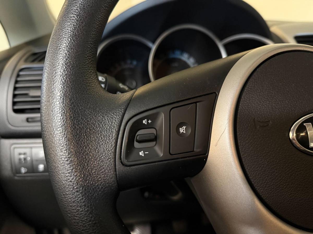 Kia Venga Kia Venga 1.4 CVVT ComfortLine *Trekhaak* Airco|All-seasons|APK 2027|NAP