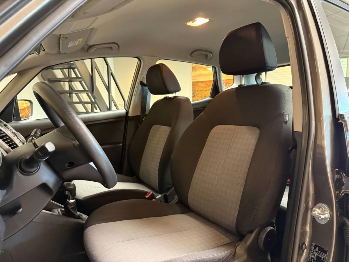 Kia Venga Kia Venga 1.4 CVVT ComfortLine *Trekhaak* Airco|All-seasons|APK 2027|NAP