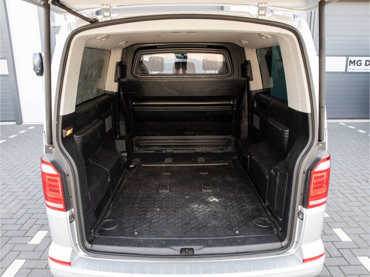 Volkswagen Transporter Volkswagen Transporter L2H1 DC Caravelle 2.0 TDI Highline lang DSG, BULLI, LEDER, CARPLAY, 20INCH, VOL