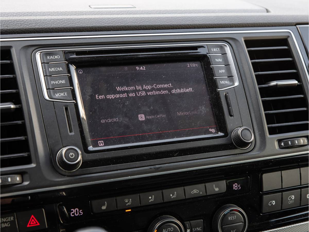 Volkswagen Transporter Volkswagen Transporter L2H1 DC Caravelle 2.0 TDI Highline lang DSG, BULLI, LEDER, CARPLAY, 20INCH, VOL