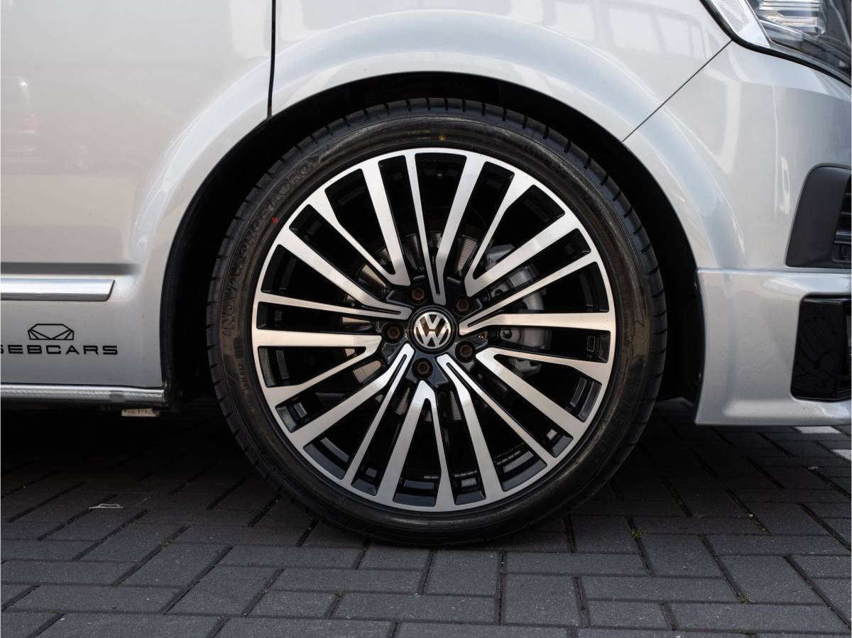 Volkswagen Transporter Volkswagen Transporter L2H1 DC Caravelle 2.0 TDI Highline lang DSG, BULLI, LEDER, CARPLAY, 20INCH, VOL